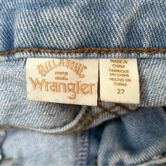 Billabong x Wrangler Patch It High Straight Jean - Picture 5 of 6